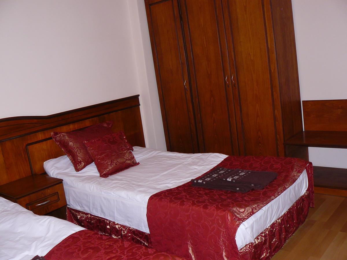 Guest House Nani Azenograd Kültér fotó