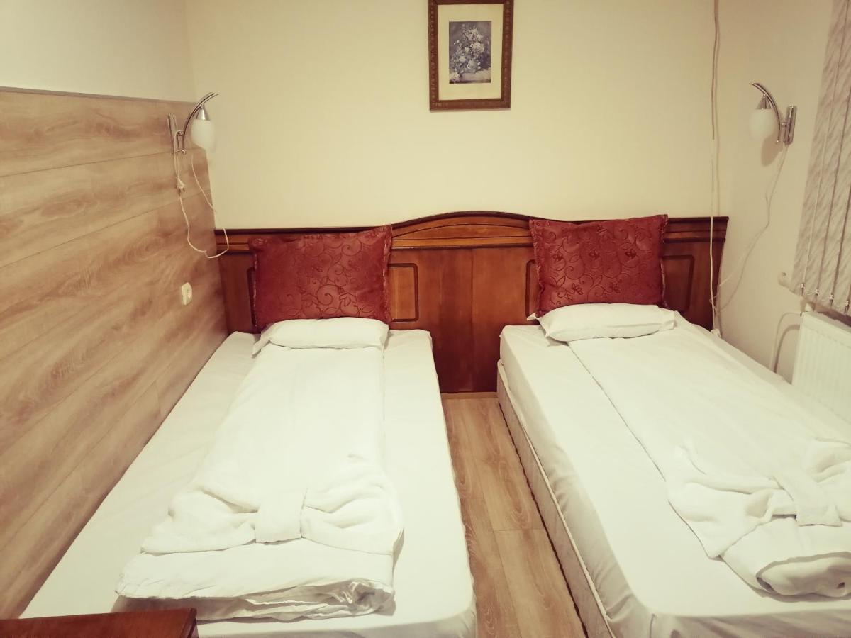 Guest House Nani Azenograd Kültér fotó
