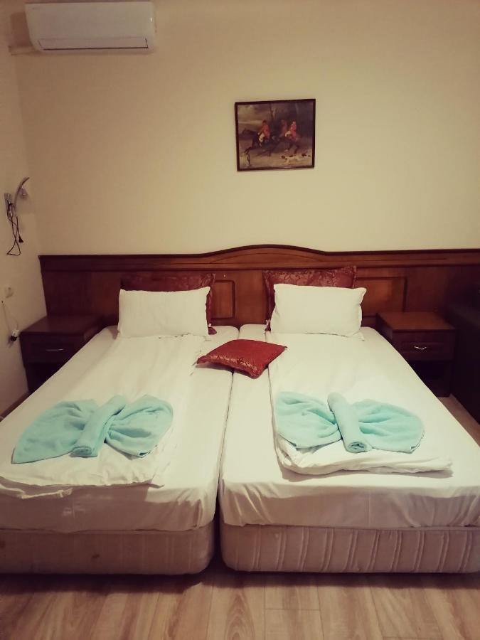Guest House Nani Azenograd Kültér fotó